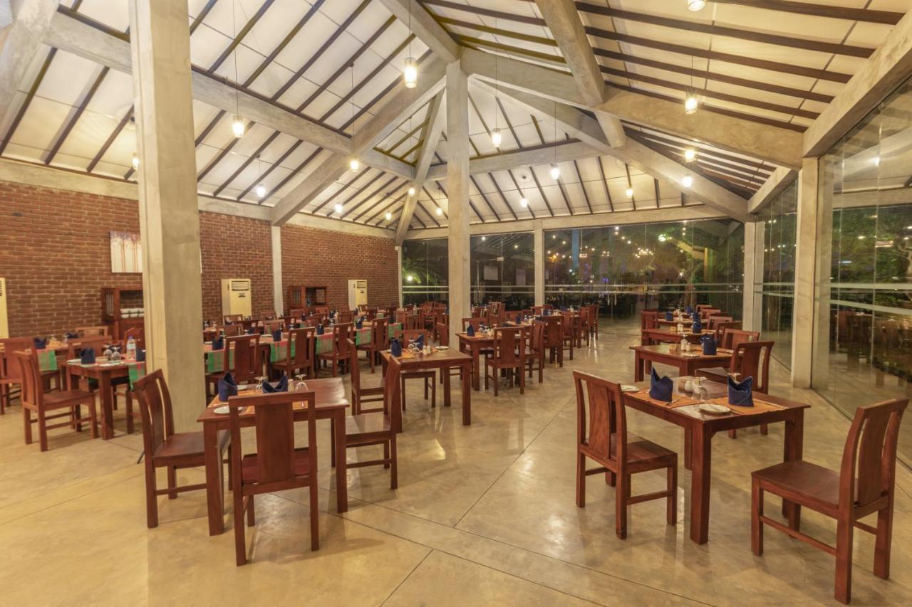 Resort Amethyst Passikudah